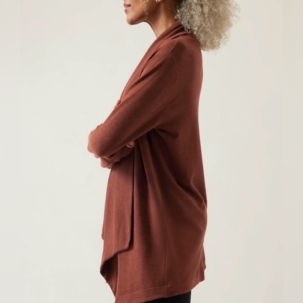 Athleta Mahogany Pockets Nirvana Prayanara Restore Wrap Cardigan - Picture 3 of 9